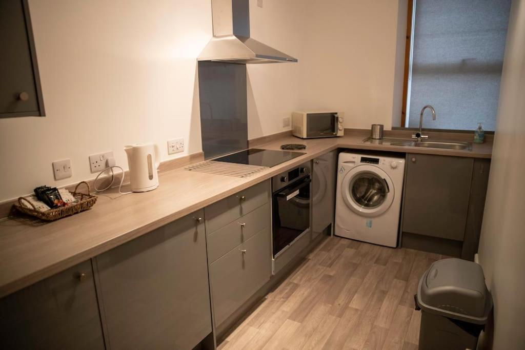 City Centre Apartment Inverness Extérieur photo