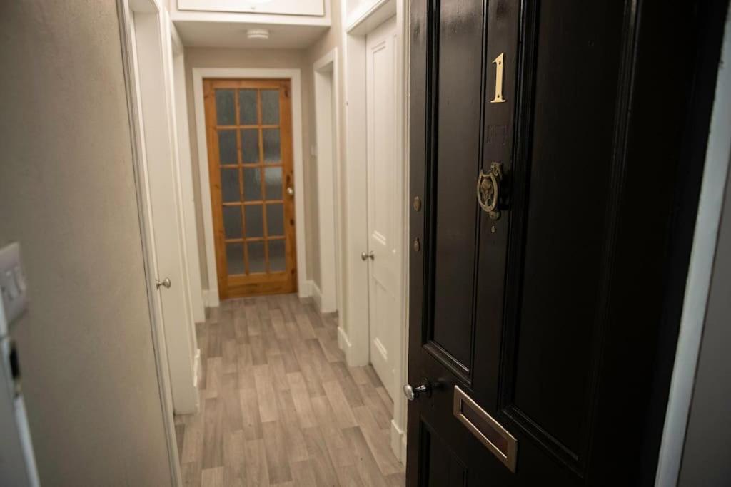 City Centre Apartment Inverness Extérieur photo