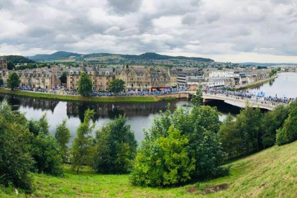 City Centre Apartment Inverness Extérieur photo