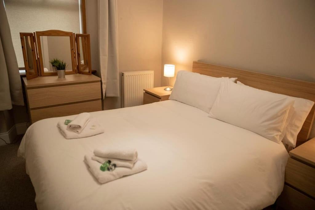City Centre Apartment Inverness Extérieur photo