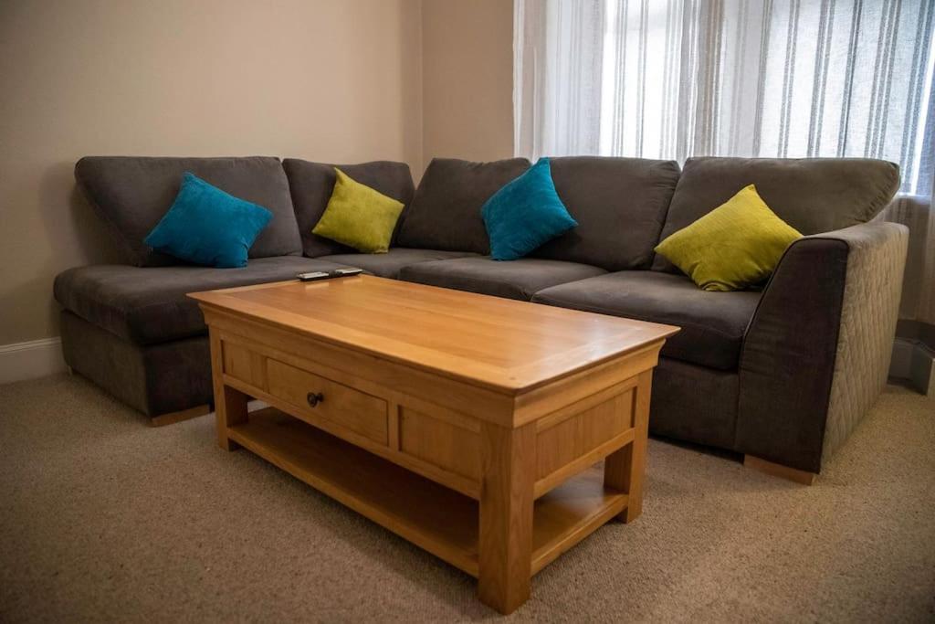 City Centre Apartment Inverness Extérieur photo